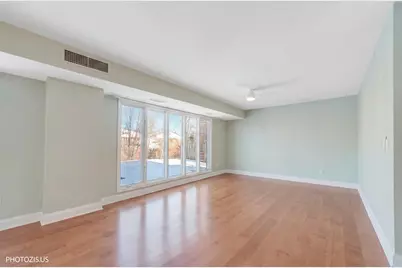 1621 Mission Hills Road #108, Northbrook, IL 60062 - Photo 6