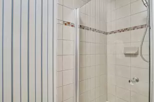 1234 Devonshire Rd, Buffalo Grove, IL 60089 - Photo 22