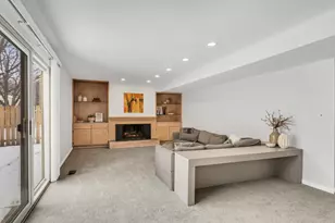 1234 Devonshire Rd, Buffalo Grove, IL 60089 - Photo 16