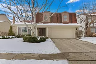 1234 Devonshire Rd, Buffalo Grove, IL 60089 - Photo 1