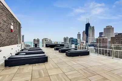 1255 N Sandburg Terrace #2804, Chicago, IL 60610 - Photo 18