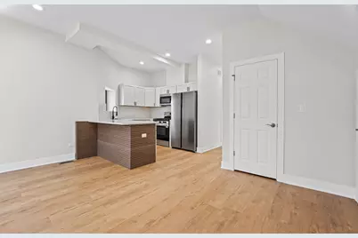 [Address not provided], Chicago, IL 60624 - Photo 4
