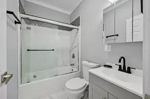 2536 W 46th St, Chicago, IL 60632 - Photo 14