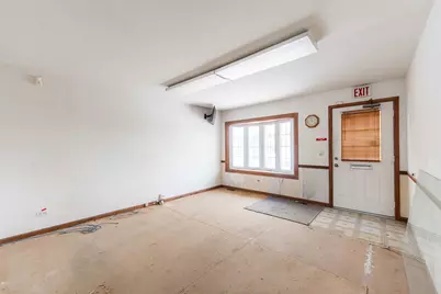 205 Pinecroft Drive, Roselle, IL 60172 - Photo 10