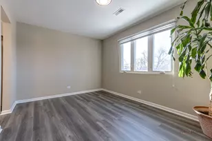 9395 Landings Ln, Des Plaines, IL 60016 - Photo 10