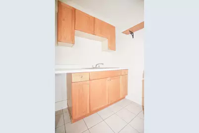 1100 W Roscoe Street #37, Chicago, IL 60657 - Photo 4