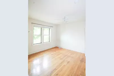 1100 W Roscoe Street #37, Chicago, IL 60657 - Photo 6