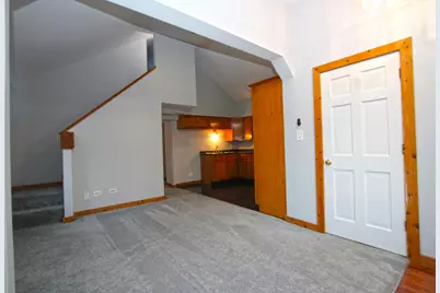 338 E Lakeview Avenue, Round Lake Beach, IL 60073 - Photo 4