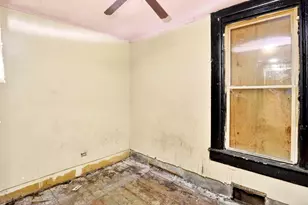 10920 S Wabash Ave, Chicago, IL 60628 - Photo 18