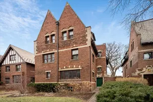 5309 S Greenwood Ave, Chicago, IL 60615 - Photo 2