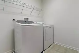 643 Seneca St, Volo, IL 60073 - Photo 28