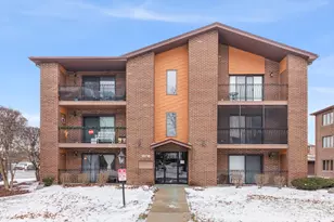 15718 Revere Ct, Oak Forest, IL 60452 - Photo 1