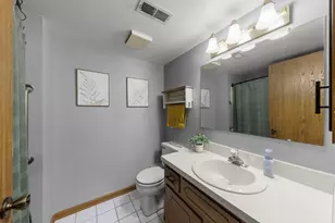 15718 Revere Ct, Oak Forest, IL 60452 - Photo 20