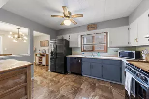 15718 Revere Ct, Oak Forest, IL 60452 - Photo 14