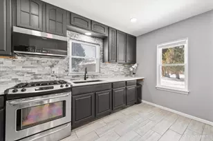 2629 N McAree Rd, Waukegan, IL 60087 - Photo 10