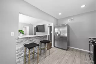 2629 N McAree Rd, Waukegan, IL 60087 - Photo 12