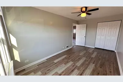 1907 N 19th Avenue #1907, Melrose Park, IL 60160 - Photo 14