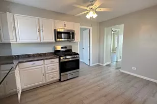 1907 N 19th Ave, Melrose Park, IL 60160 - Photo 10