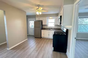 1907 N 19th Ave, Melrose Park, IL 60160 - Photo 8