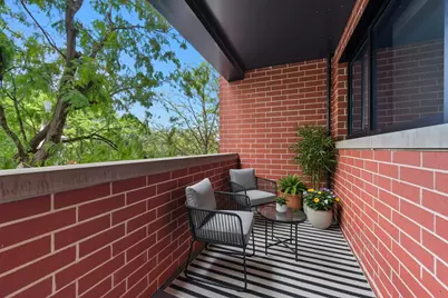 2354 N Washtenaw Avenue #502, Chicago, IL 60647 - Photo 6