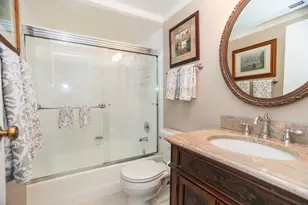 221 N Kenilworth Ave, Oak Park, IL 60302 - Photo 18