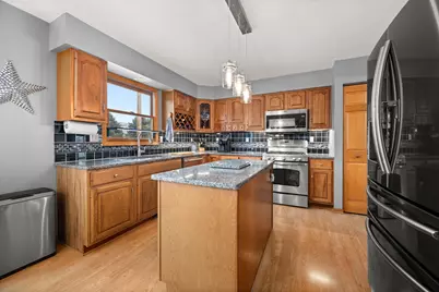 1122 Yorkshire Drive S, Sycamore, IL 60178 - Photo 14