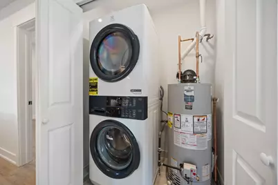 2741 W Belmont Avenue #2, Chicago, IL 60618 - Photo 12