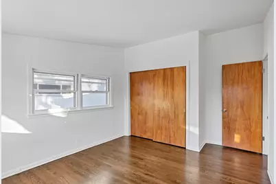 7541 Lyons Street, Morton Grove, IL 60053 - Photo 14