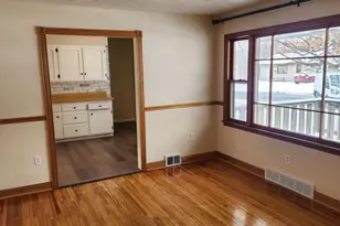 719 Grand Ave, Loves Park, IL 61111 - Photo 8