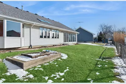 [Address not provided], Aurora, IL 60506 - Photo 24