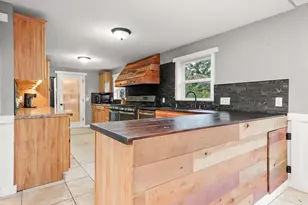 14716 Il Route 176 Hwy, Woodstock, IL 60098 - Photo 10