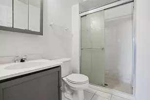 209 W Ct of Shorewood, Vernon Hills, IL 60061 - Photo 18