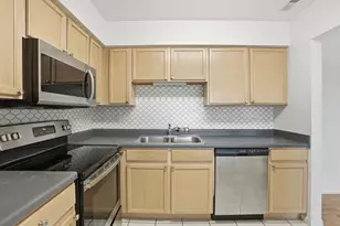 209 W Ct of Shorewood, Vernon Hills, IL 60061 - Photo 10