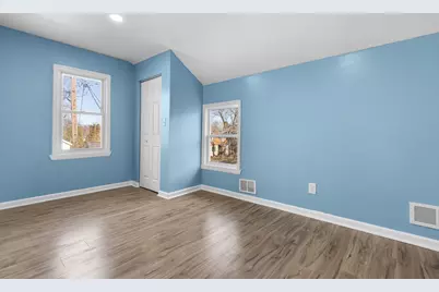 1315 Benton Street, Rockford, IL 61107 - Photo 10