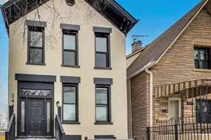 3445 W Walnut St, Chicago, IL 60624 - Photo 1