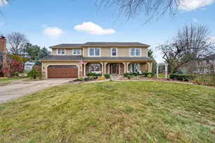 1404 Amy Ln, Libertyville, IL 60048 - Photo 1