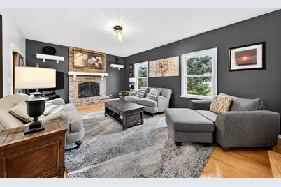 1404 Amy Lane, Libertyville, IL 60048 - Photo 10