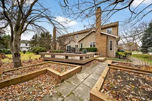 1404 Amy Ln, Libertyville, IL 60048 - Photo 42