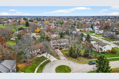 1404 Amy Lane, Libertyville, IL 60048 - Photo 46