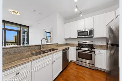 233 E 13th Street #2210, Chicago, IL 60605 - Photo 24