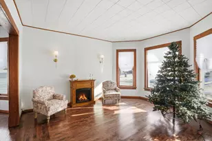 307 W Curtis St, Grant Park, IL 60940 - Photo 4