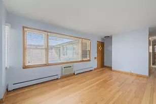 [Address not provided], Westchester, IL 60154 - Photo 4