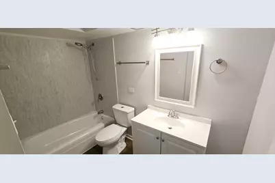 10 Oak Avenue #210, Westmont, IL 60559 - Photo 12