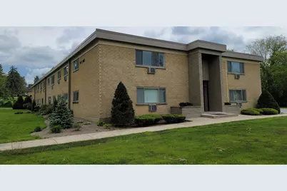 10 Oak Avenue #210, Westmont, IL 60559 - Photo 1