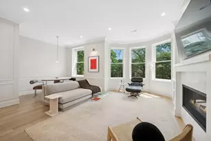 2136 N Cleveland Ave, Chicago, IL 60614 - Photo 10