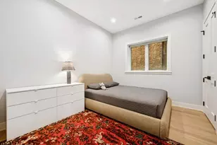 2136 N Cleveland Ave, Chicago, IL 60614 - Photo 32