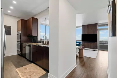 600 N Lake Shore Drive #915, Chicago, IL 60611 - Photo 6