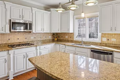 594 S Fairfield Avenue, Elmhurst, IL 60126 - Photo 10