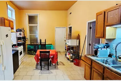 1350 S Fairfield Avenue, Chicago, IL 60608 - Photo 6