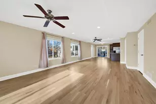 6120 W 98th St, Oak Lawn, IL 60453 - Photo 2